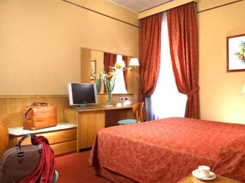 Hotel Ranieri โรม ภายนอก รูปภาพ