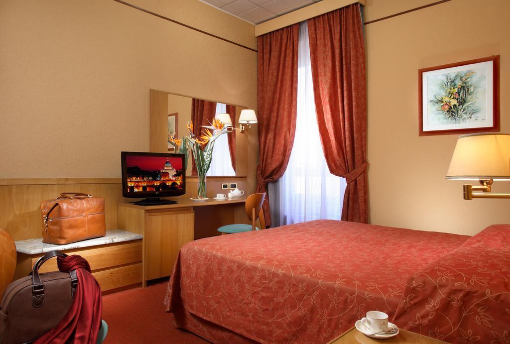 Hotel Ranieri โรม ภายนอก รูปภาพ