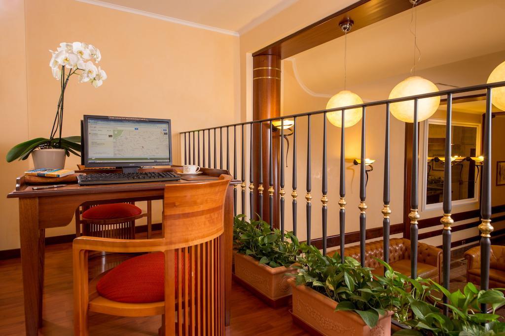Hotel Ranieri โรม ภายนอก รูปภาพ