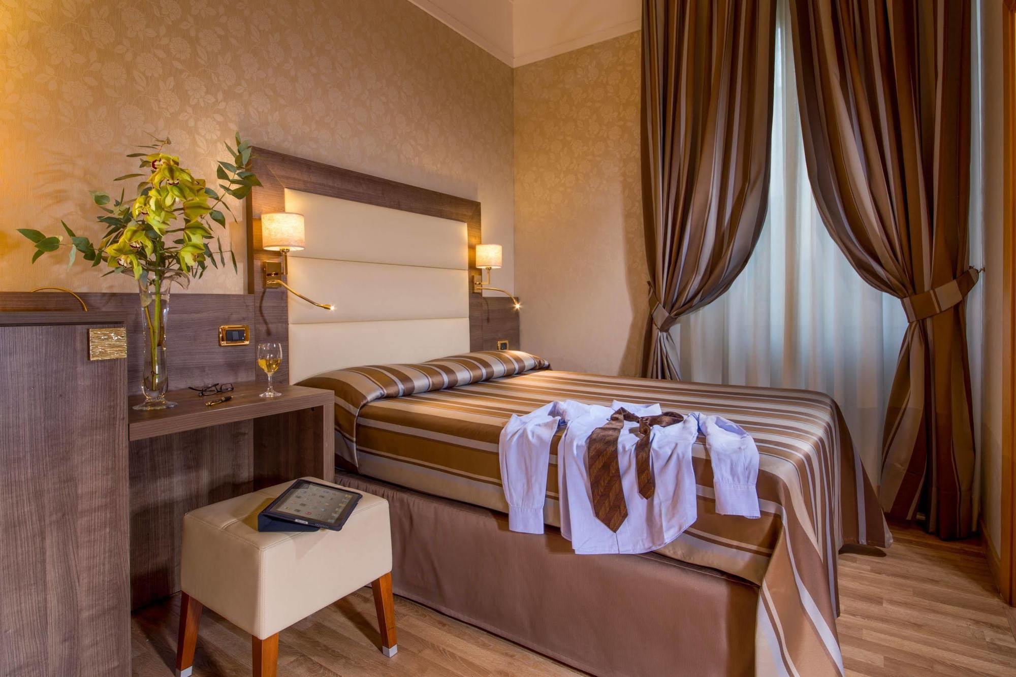 Hotel Ranieri โรม ภายนอก รูปภาพ