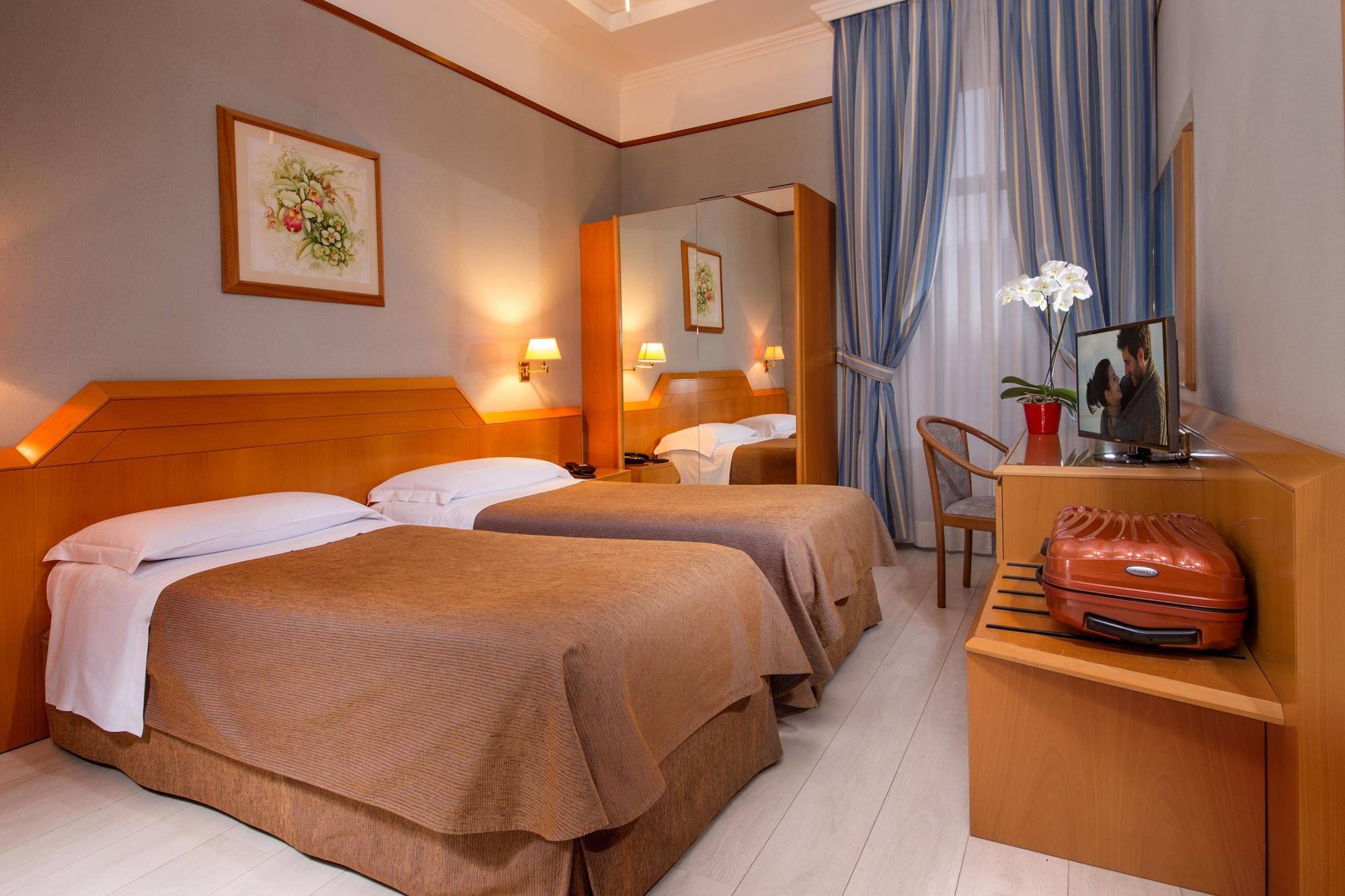 Hotel Ranieri โรม ภายนอก รูปภาพ