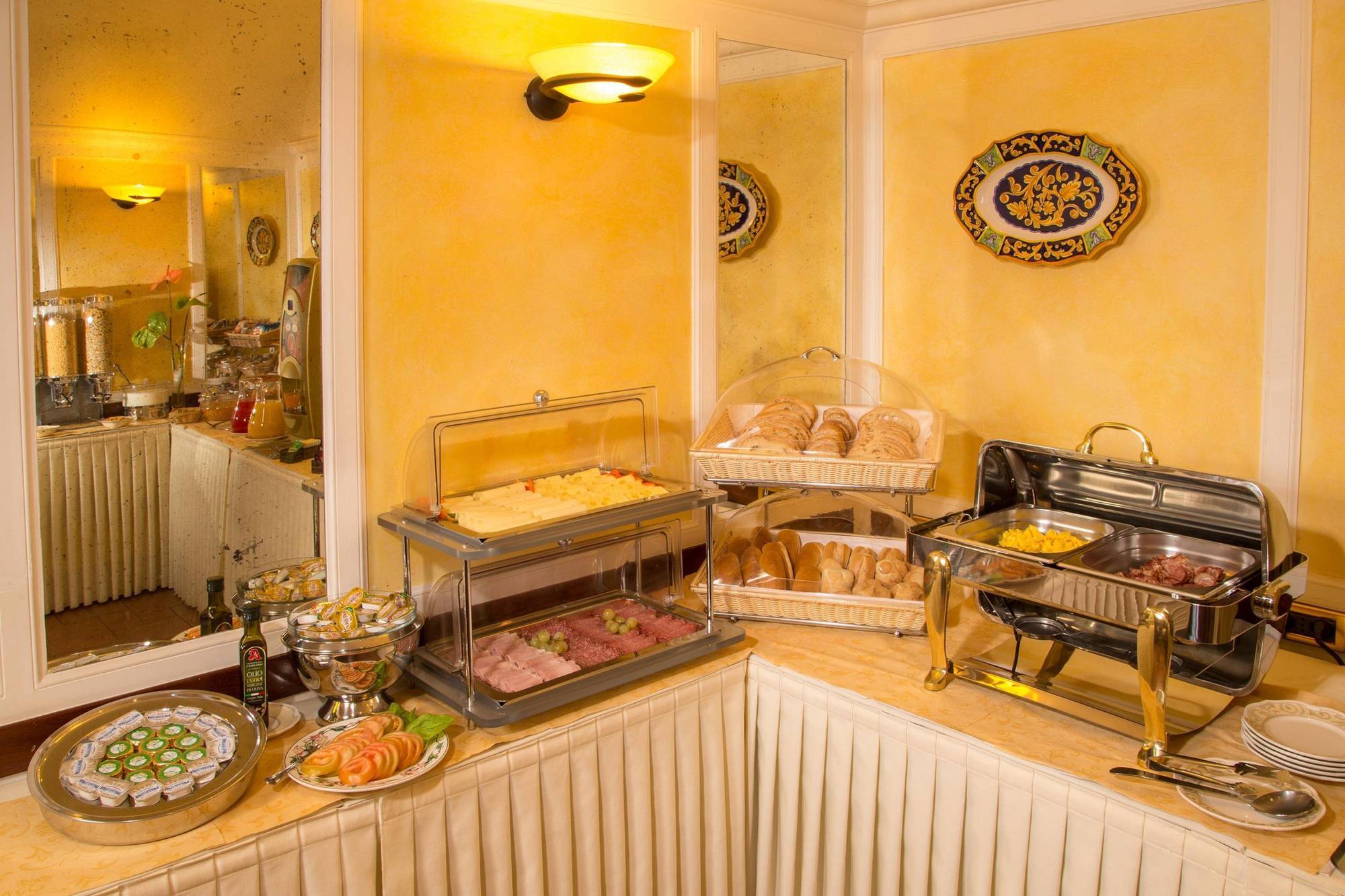 Hotel Ranieri โรม ภายนอก รูปภาพ