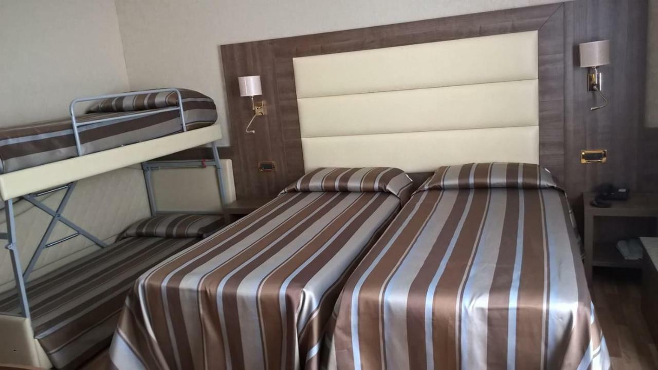 Hotel Ranieri โรม ภายนอก รูปภาพ